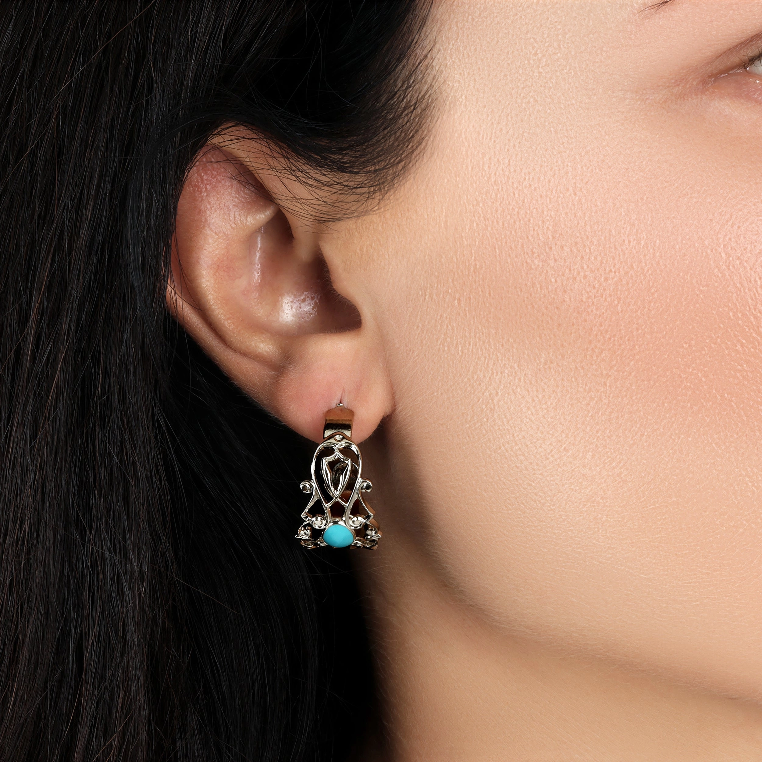 1928 Jewelry Filigrane Classique Oval Enamel Post Hoop Earrings