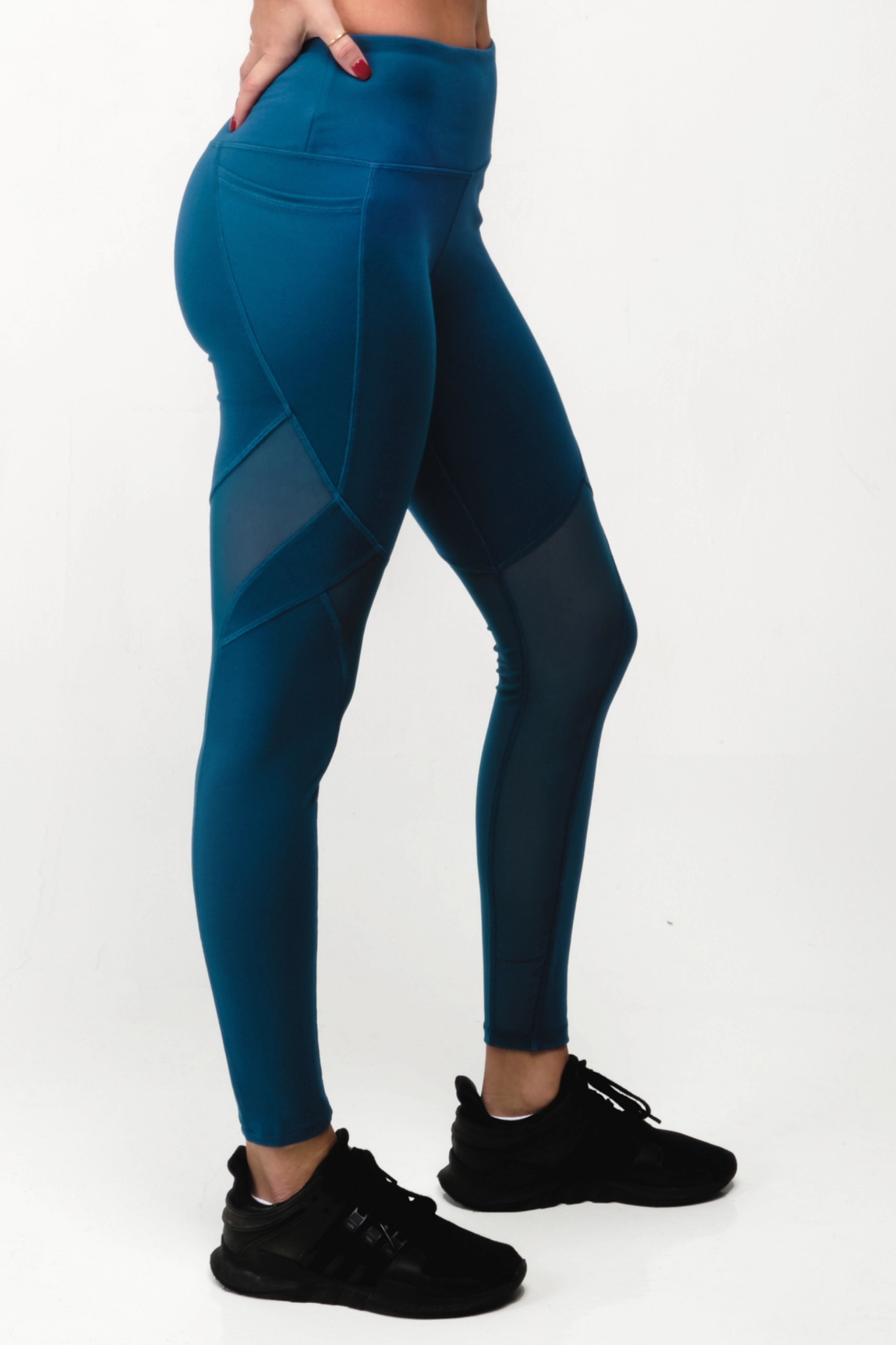 High-Rise Mesh Legging with Pockets