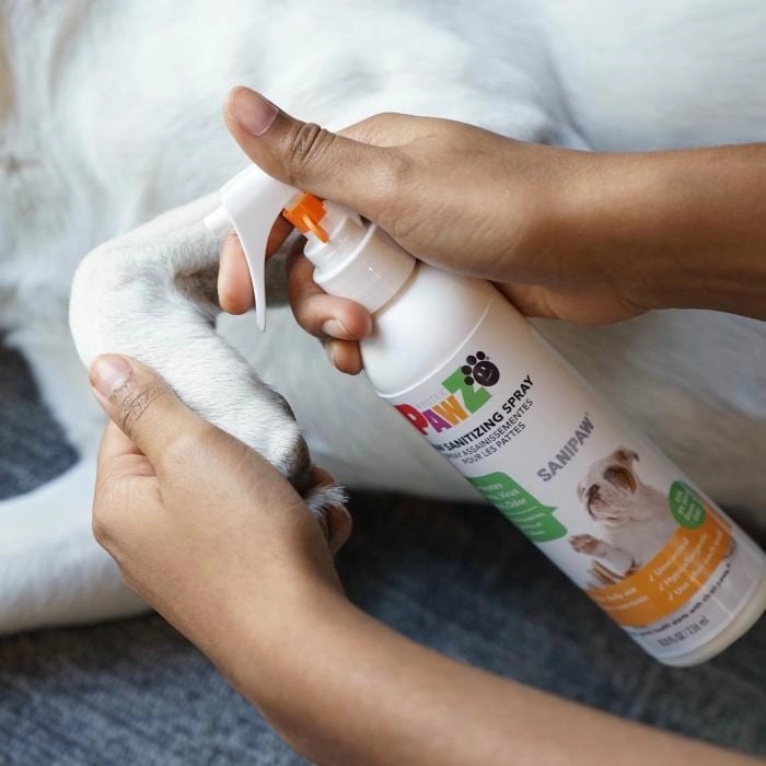 SaniPaw Daily Paw Spray